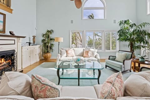 Aloha Baby- 5 Bedroom Luxury Pool Home! home House in Sanibel Island