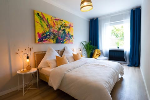 Bed, Bedroom