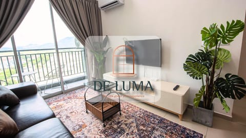 TV and multimedia, Living room, Seating area, air conditioner