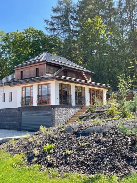 Property building, Garden, Garden view