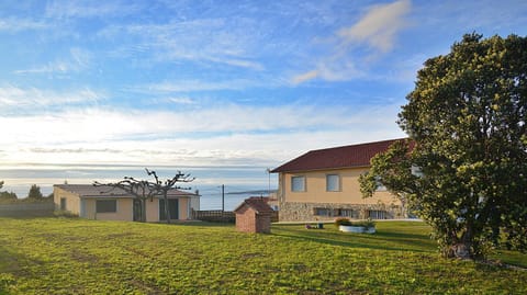 Property building, Garden, Garden view, Sea view