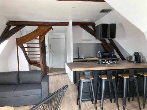 Communal lounge/ TV room, Seating area, kitchen