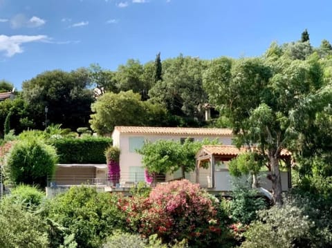 Villa Ty Bonheurs Les Issambres vue mer magnifique Villa in Roquebrune-sur-Argens