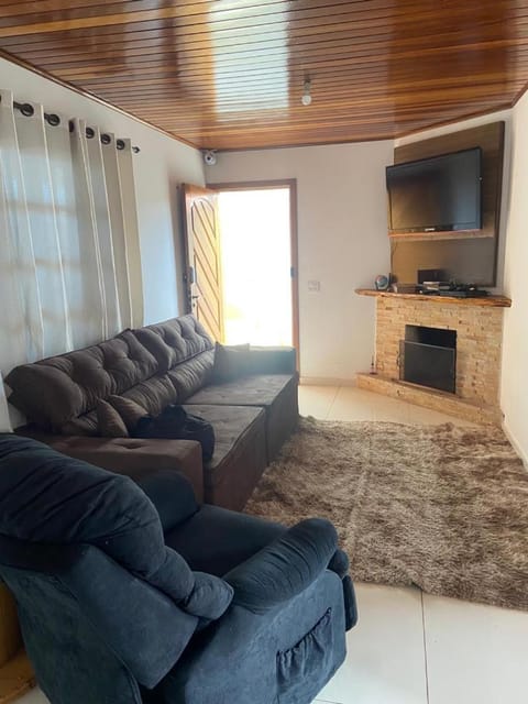 TV and multimedia, Living room, Seating area, Evening entertainment, flat iron
