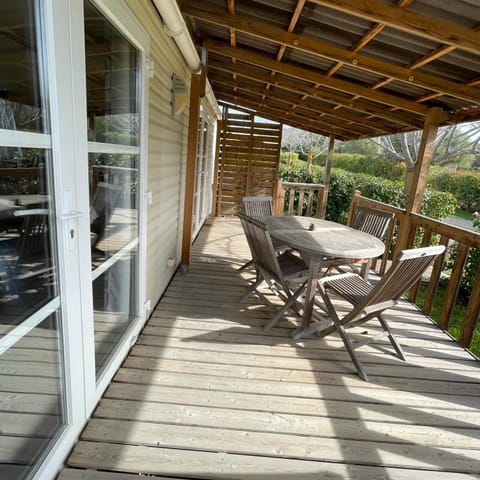 Parc Résidentiel La Listra - Bungalow Campground/
RV Resort in Belgodère