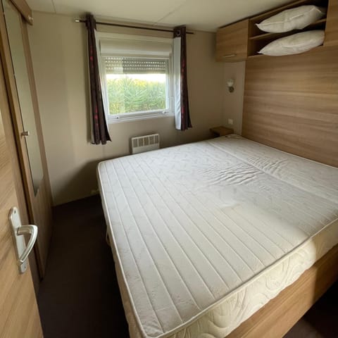 Parc Résidentiel La Listra - Bungalow Campground/
RV Resort in Belgodère