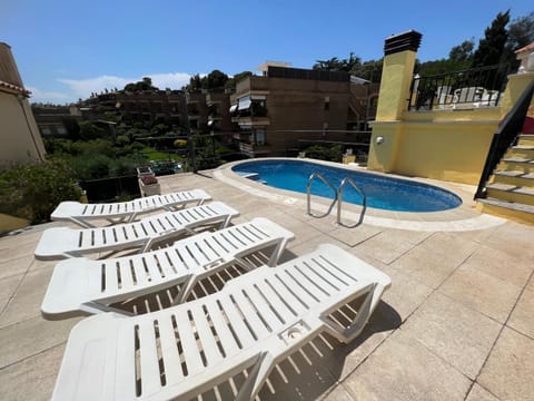 Natural landscape, Pool view, Swimming pool, sunbed
