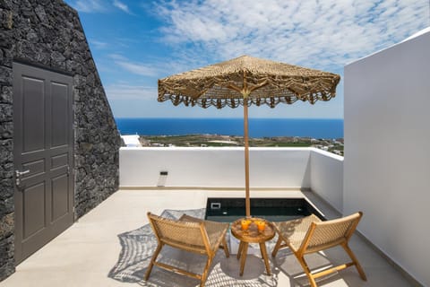 Hot Tub, View (from property/room), Balcony/Terrace, Sea view