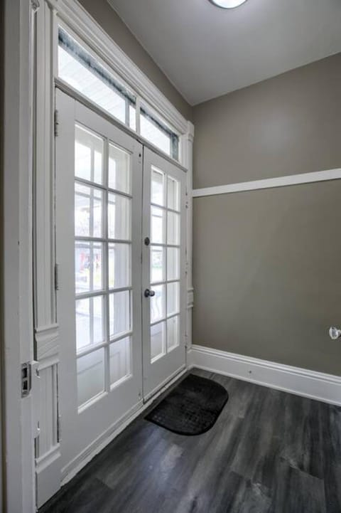 Cozy vintage getaway minutes from downtown House in Lincoln