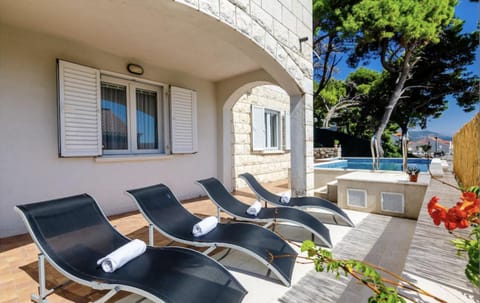 Property building, Pool view
