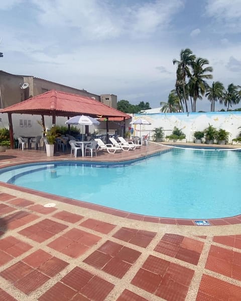 Swimming pool