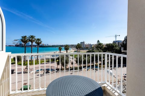 View (from property/room), Balcony/Terrace, Beach, Sea view