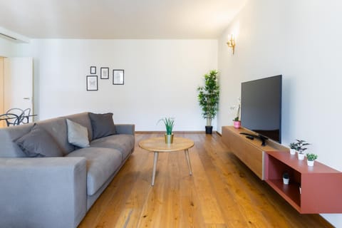 Hostdomus - Lagrange Luxury Apartment Apartment in Turin