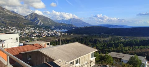 Apartmani Seaview Apartment in Montenegro