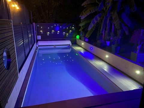 Night, Pool view, Swimming pool, Open Air Bath