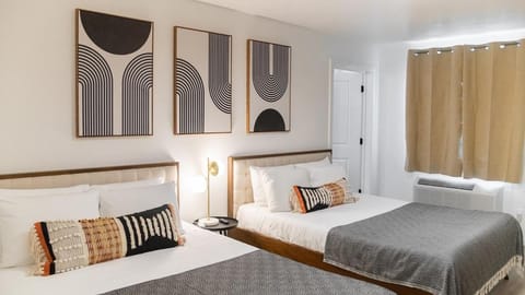 High Creek Lodge and Cabins Cabin in Colorado