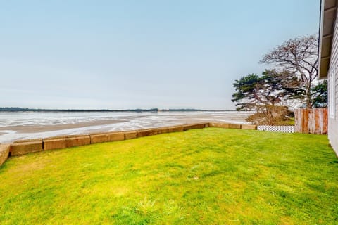Sunset Beach House House in Coos Bay