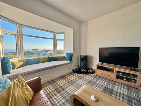 Lagoon View - Sea View- Pet Friendly - 2 Bed Apt - En-suite Apartment in Trearddur Bay