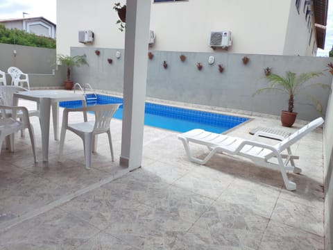 Swimming pool, sunbed