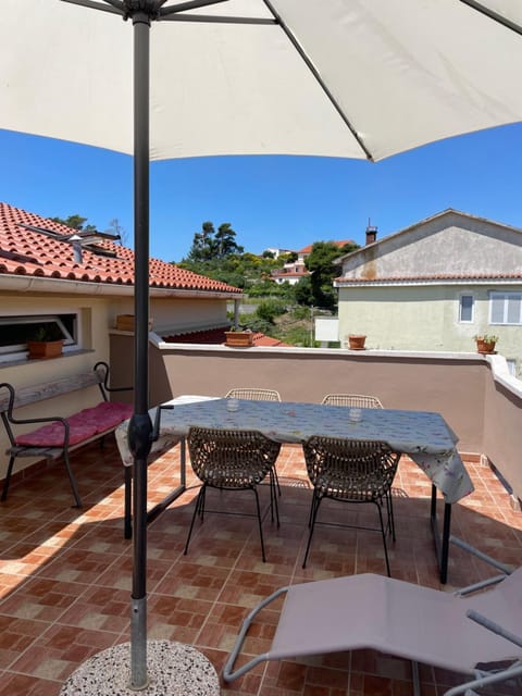 View (from property/room), Balcony/Terrace