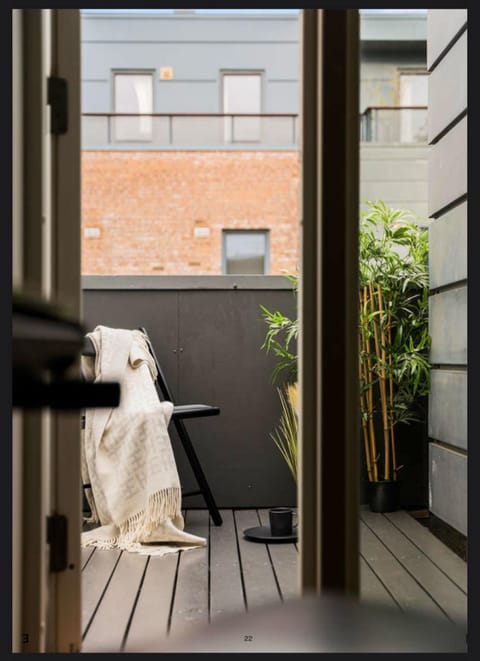 Patio, Balcony/Terrace, Seating area