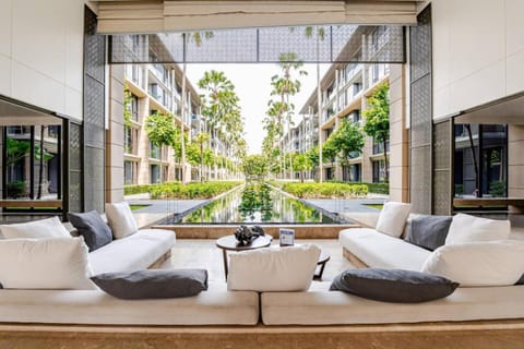 Property building, Lobby or reception, Seating area