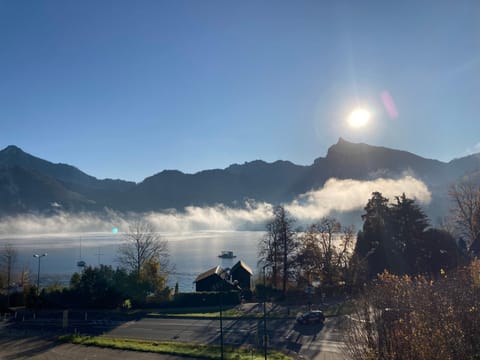 Natural landscape, Lake view, Mountain view, Sunrise