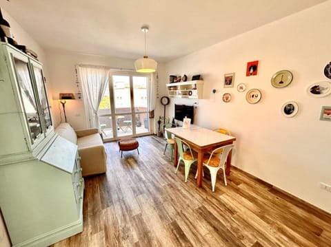 Malù apartment, wifi, private parking and garden in centre Apartment in Sirolo