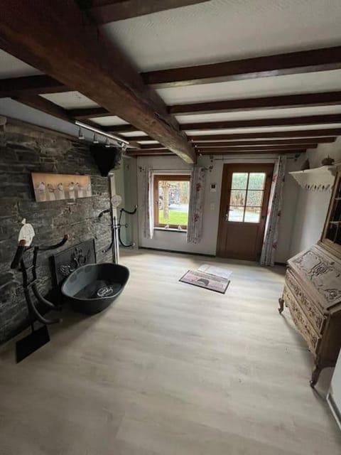 L'Hirondeau de Tenneville House in Wallonia, Belgium