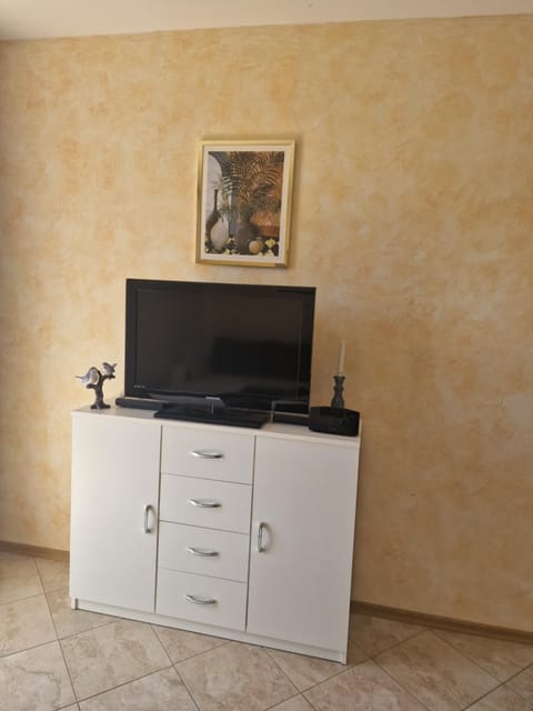 Marta apartment Apartment in Budva Municipality