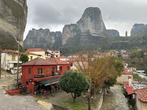 Property building, Neighbourhood