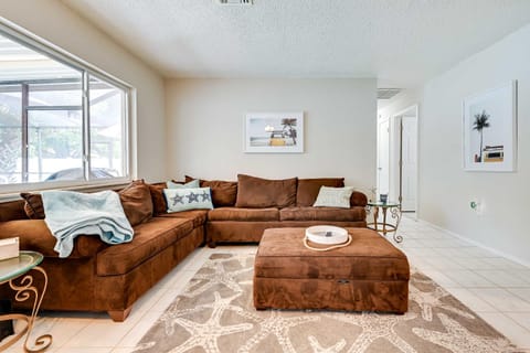 Pet-Friendly Home with Pool in Palm Harbor! House in Palm Harbor