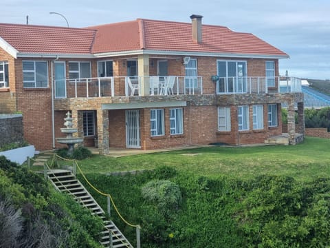 Seaside Tresure. House in Western Cape