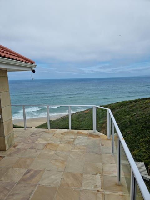 Seaside Tresure. House in Western Cape