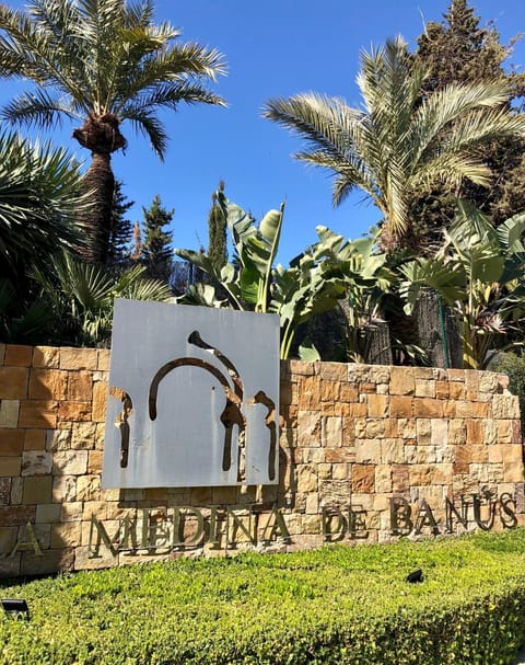 Facade/entrance, Lobby or reception