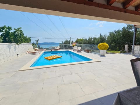 Holiday house Doris with pool, garden and view House in Šibenik-Knin County, Croatia
