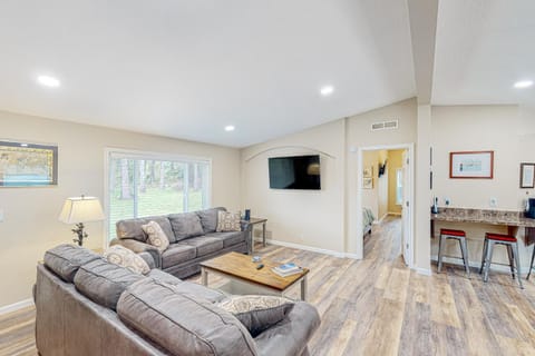 Wygant Road Retreat House in Coos Bay