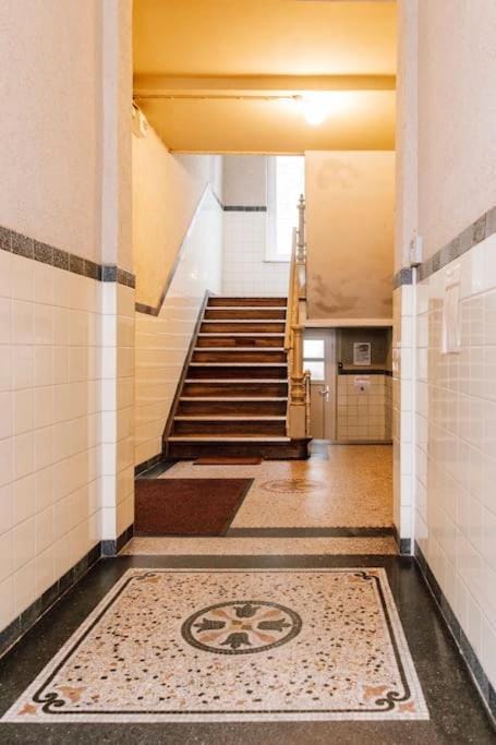 Zentral und frisch eingerichtet: 2 Zi. 24h Checkin Apartment in Kiel