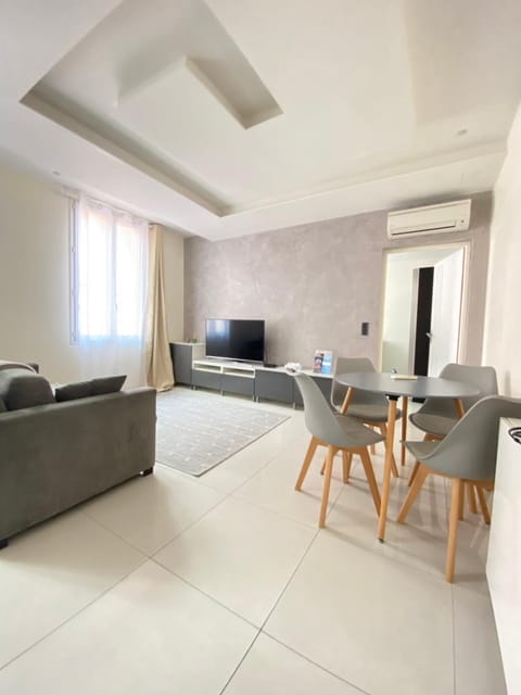 Cap d ail 2 pièces proches Monaco et plage Apartment in Cap-d'Ail