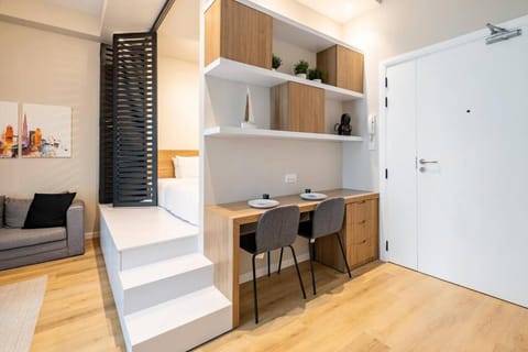 Exclusive Designer Studio by Marina, Beach & Mall Apartment in Dubai