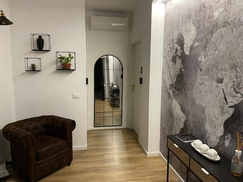 Facade/entrance, Internal: Not applicable to any particular room