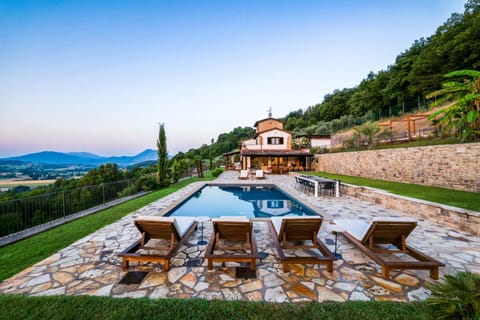 Property building, Patio, Natural landscape, Garden, Garden view, Pool view, Swimming pool, sunbed