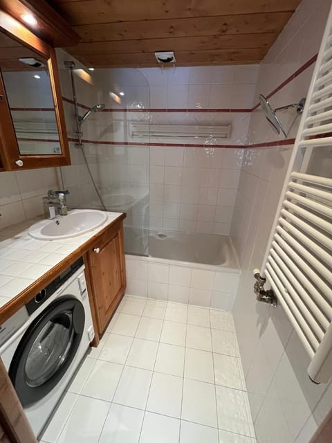 Appartments in Tignes Ecrin des Neiges Apartment in Tignes