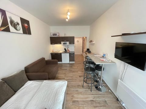 Kitchen or kitchenette, Living room, Dining area