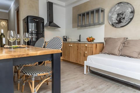 Elizabeth's Dream Place II Apartment in Naxos