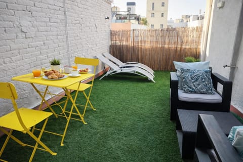 Property building, Swimming pool, Breakfast