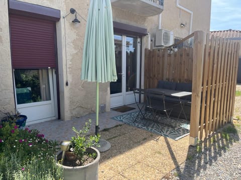 Patio, Patio, Balcony/Terrace, Balcony/Terrace