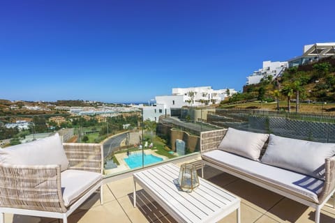 Property building, Balcony/Terrace, Living room, Swimming pool