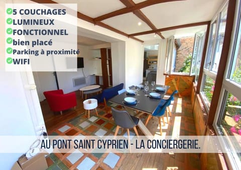 Living room, Seating area, Text overlay
