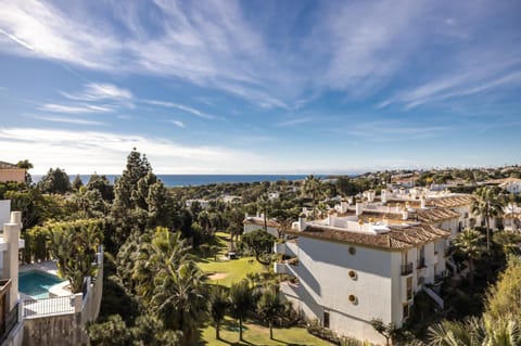 Property building, Nearby landmark, Day, Natural landscape, Bird's eye view, Landmark view, Sea view